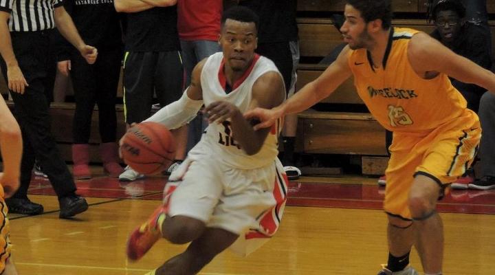 Men’s Basketball Claws Past Roger Williams, 68-57