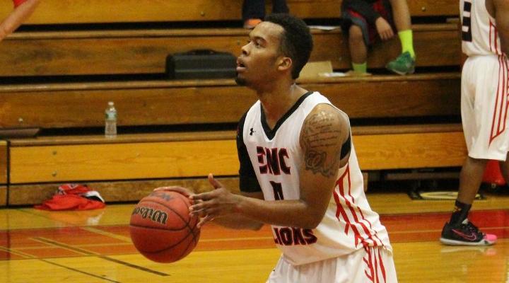 Men’s Basketball Prevails at Western New England, 77-65