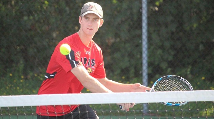 Men’s Tennis Blanks Becker 9-0 in Non-Conference Action