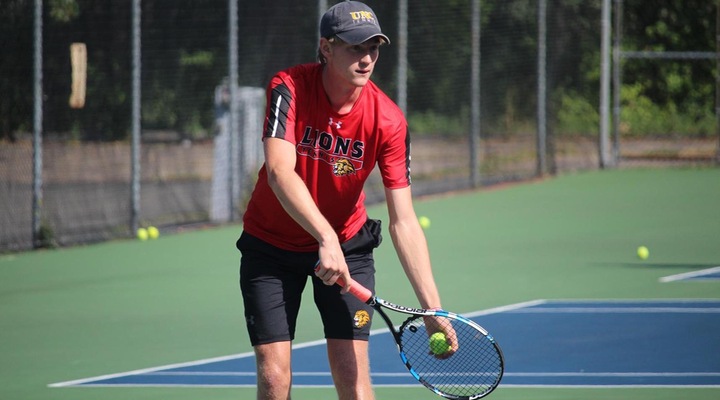 Men’s Tennis Pushes Winning-Streak to Five with 9-0 Victory Over Wentworth