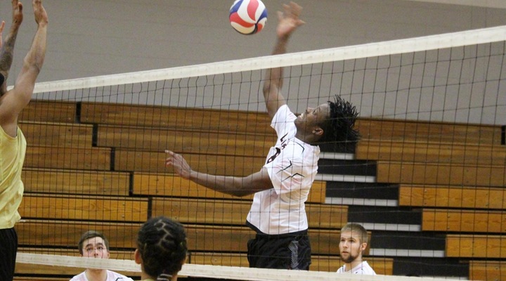 Men’s Volleyball Falls to Elms Saturday, 3-1