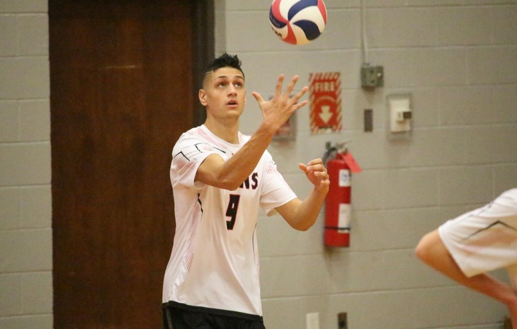 Men’s Volleyball Blanked by Conference Frontrunner Endicott