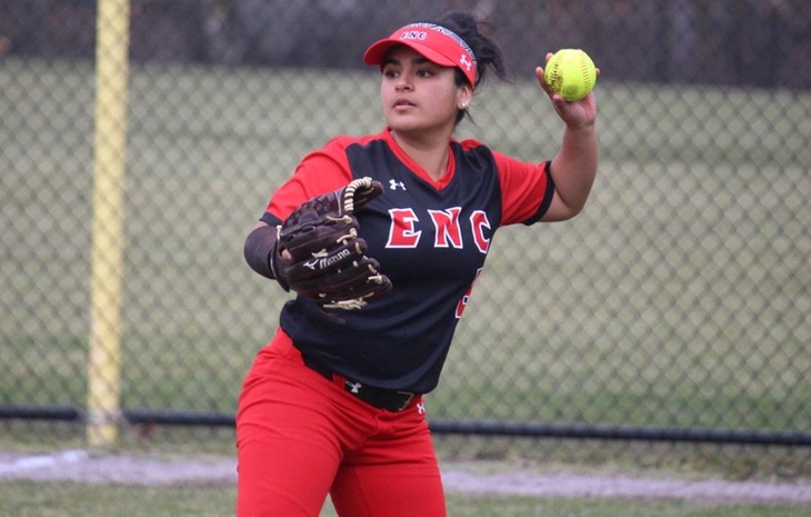 Softball Sweeps Twinbill Over Wentworth, Walks-Off in Game Two