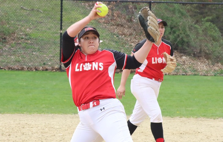 Softball Earns Pair of One-Run Wins over Lesley
