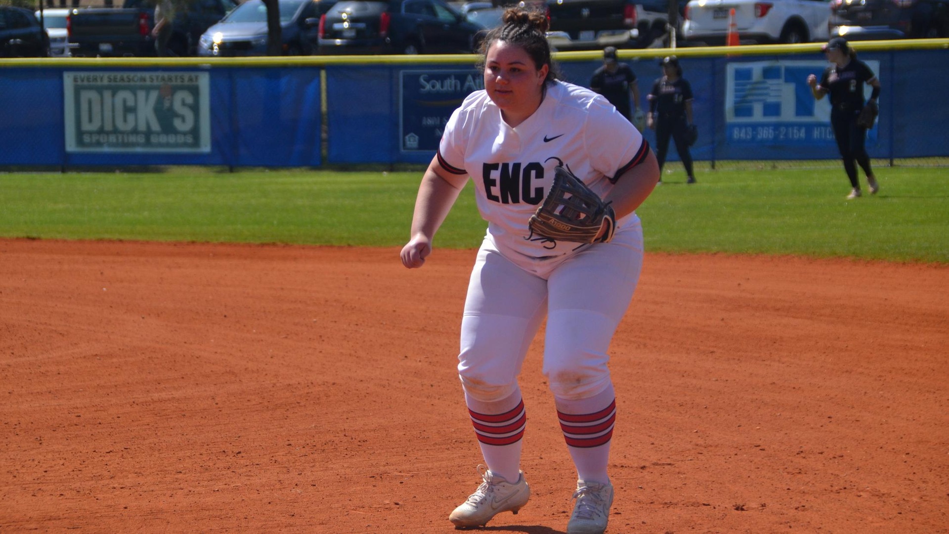 Softball Cruises Past Cairn, Downed by Penn College Tuesday