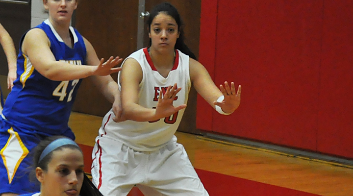 Late Free Throws Carry Women’s Hoops to 67-64 Win over Western New England
