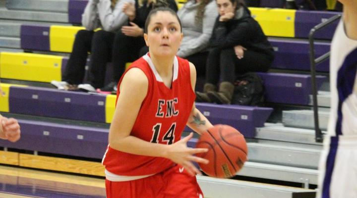 Women’s Basketball Captures 63-58 Win at Wentworth