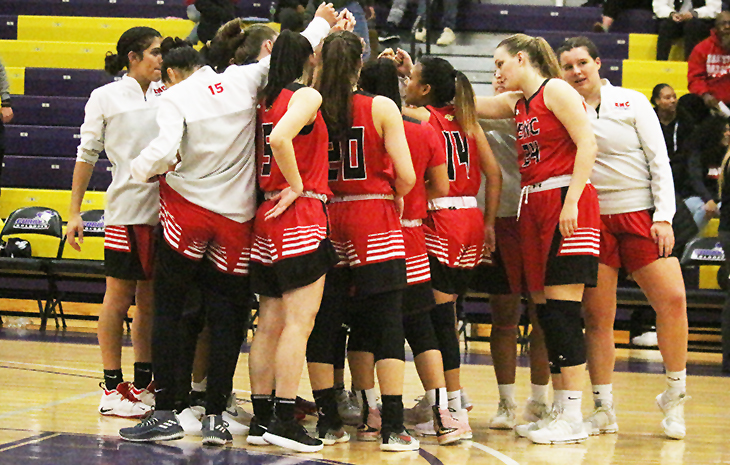 Women’s Basketball Heads to New England College Thursday in NECC Semifinals