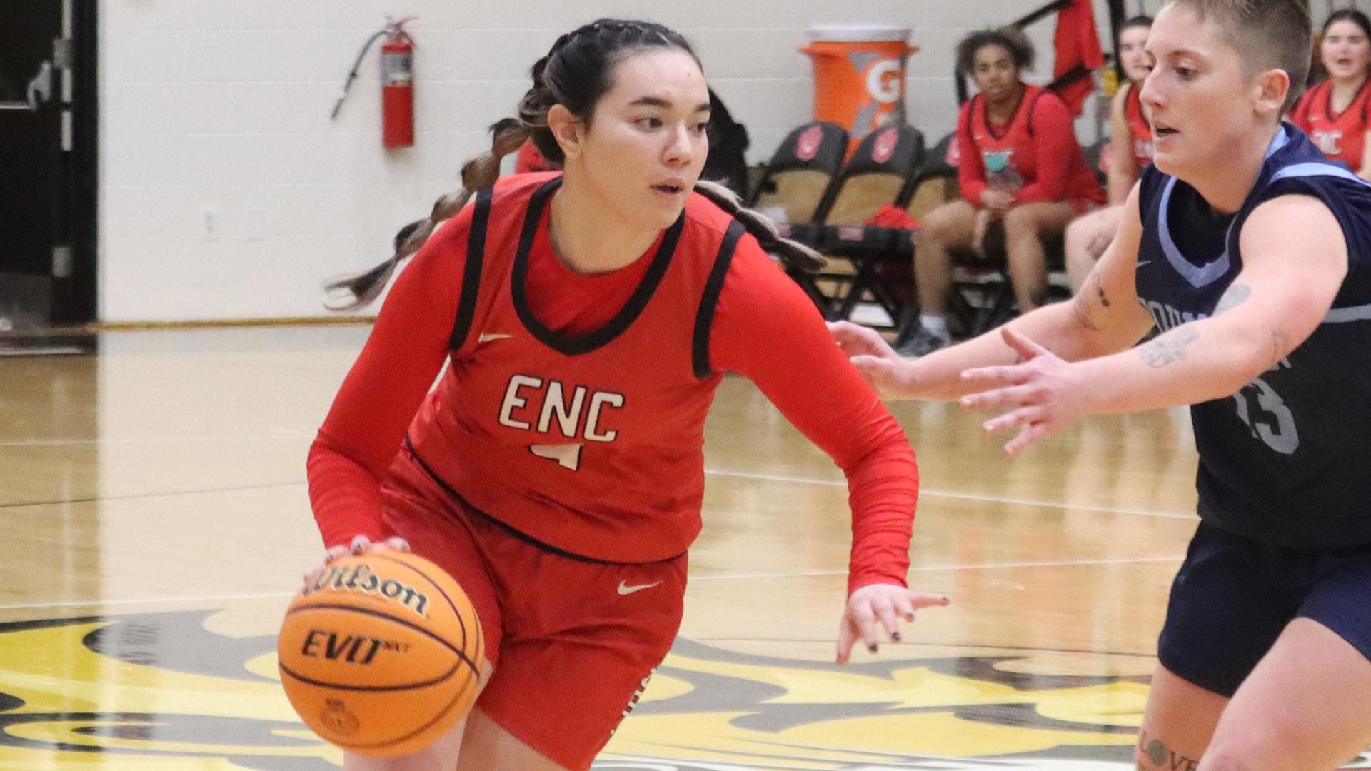 Ayala, Paquet Power Women’s Hoops Past SUNY Canton Friday, 80-68