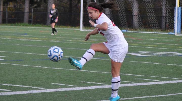 Women’s Soccer Impresses at New England College Tournament