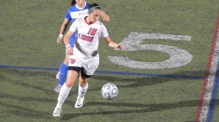 Women’s Soccer Fends Off Wentworth, 1-0, in CCC Matchup