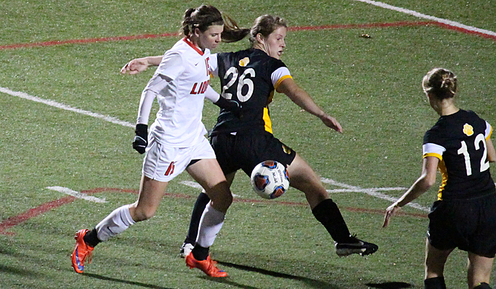 Playoff-Bound Women’s Soccer Caps Off Regular Season with 3-1 Loss to Wentworth