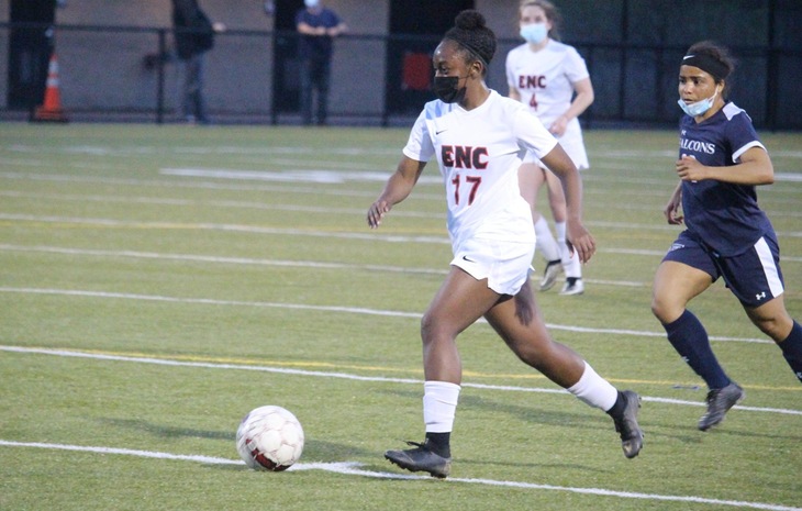Women’s Soccer Prevails 1-0 at Anna Maria in Midweek Matchup