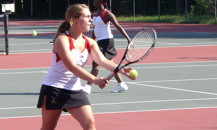 Women’s Tennis Blanked by Curry, 9-0