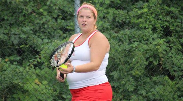 Women’s Tennis Charges Past Curry, 7-2