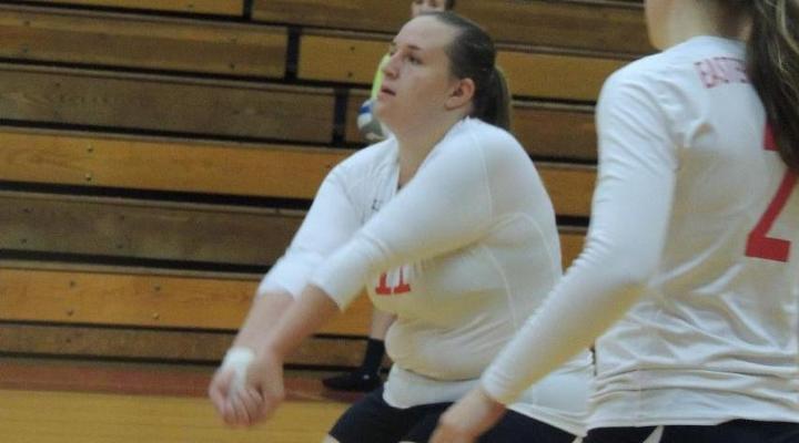 Volleyball Suffers 3-0 Setback at Endicott