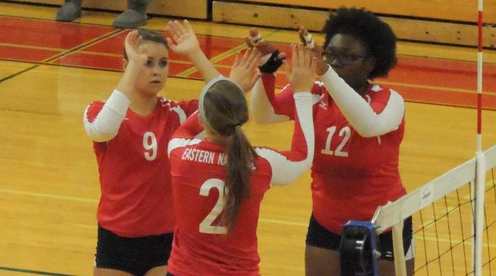 Volleyball Downs Daniel Webster, Clipped by Corsairs at UMass-Dartmouth Invitational Friday
