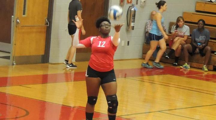 Volleyball Loses to Regis, Norwich at UMass-Dartmouth Invitational