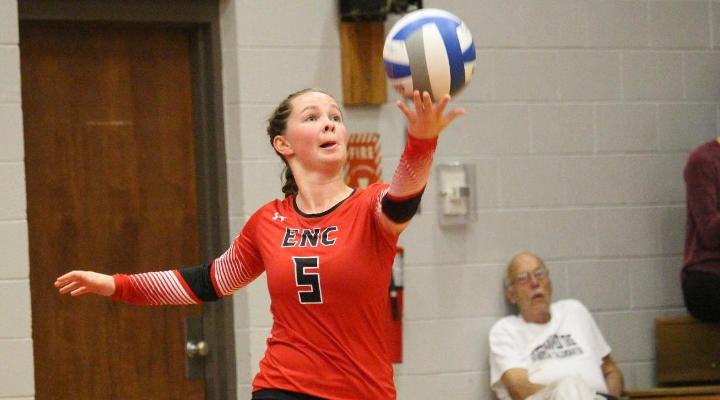 Women’s Volleyball Triumphs in Non-League Clash at Mass. Maritime, 3-0