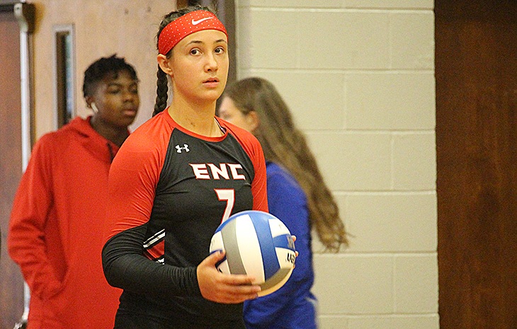 Women’s Volleyball Posts Key Victory at Elms, 3-1