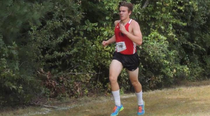 Men’s Cross Country Competes at Emmanuel College Invitational Friday