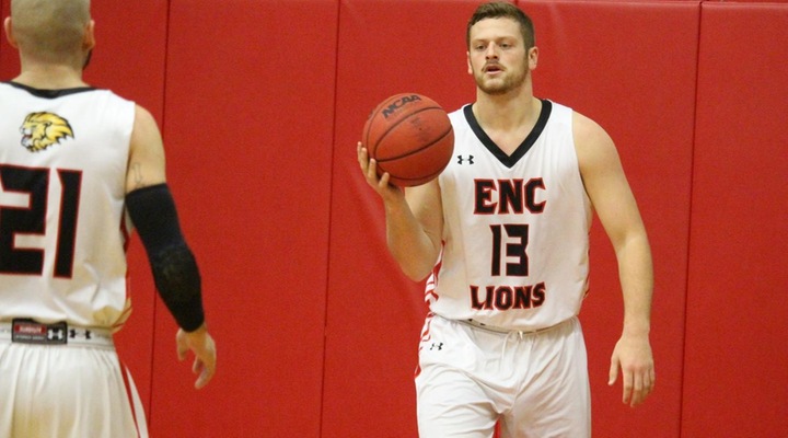 Men’s Basketball Clipped at Roger Williams, 64-58