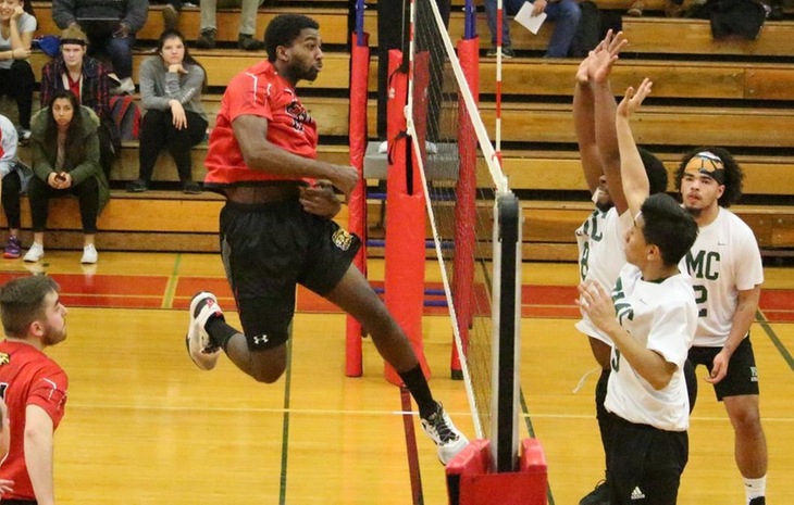 Men’s Volleyball Storms Past Dean 3-0