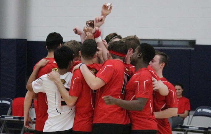 Men’s Volleyball Falls to John Jay, Blanks Mount St. Vincent Saturday