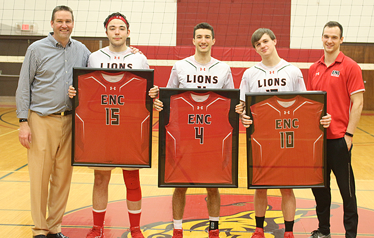 Men’s Volleyball Defeats Dean, Falls to MIT on Senior Day