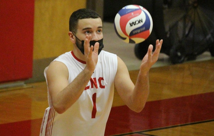 Men’s Volleyball Drops Two at No. 8 Endicott