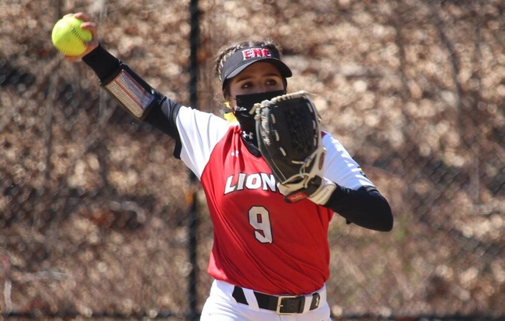 Softball Scores Two Walk-Off Wins Over Becker in Home-Opener