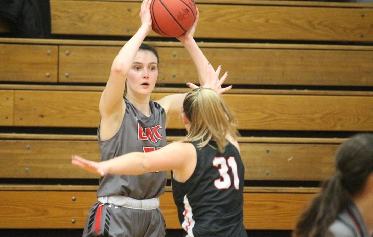 Women’s Hoops Edges Mitchell in Crucial Conference Clash, 80-75