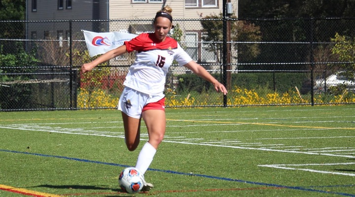 Women’s Soccer Upended by University of New England, 5-0