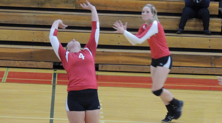 Volleyball Drops Five-Set Thriller to Western New England