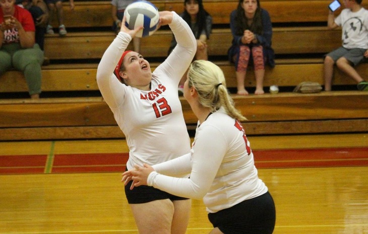 Women’s Volleyball Falls at League-Leading Roger Williams Saturday