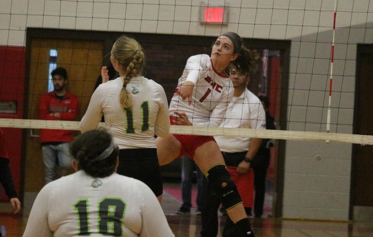 Women’s Volleyball Bests Lesley & Fisher Saturday