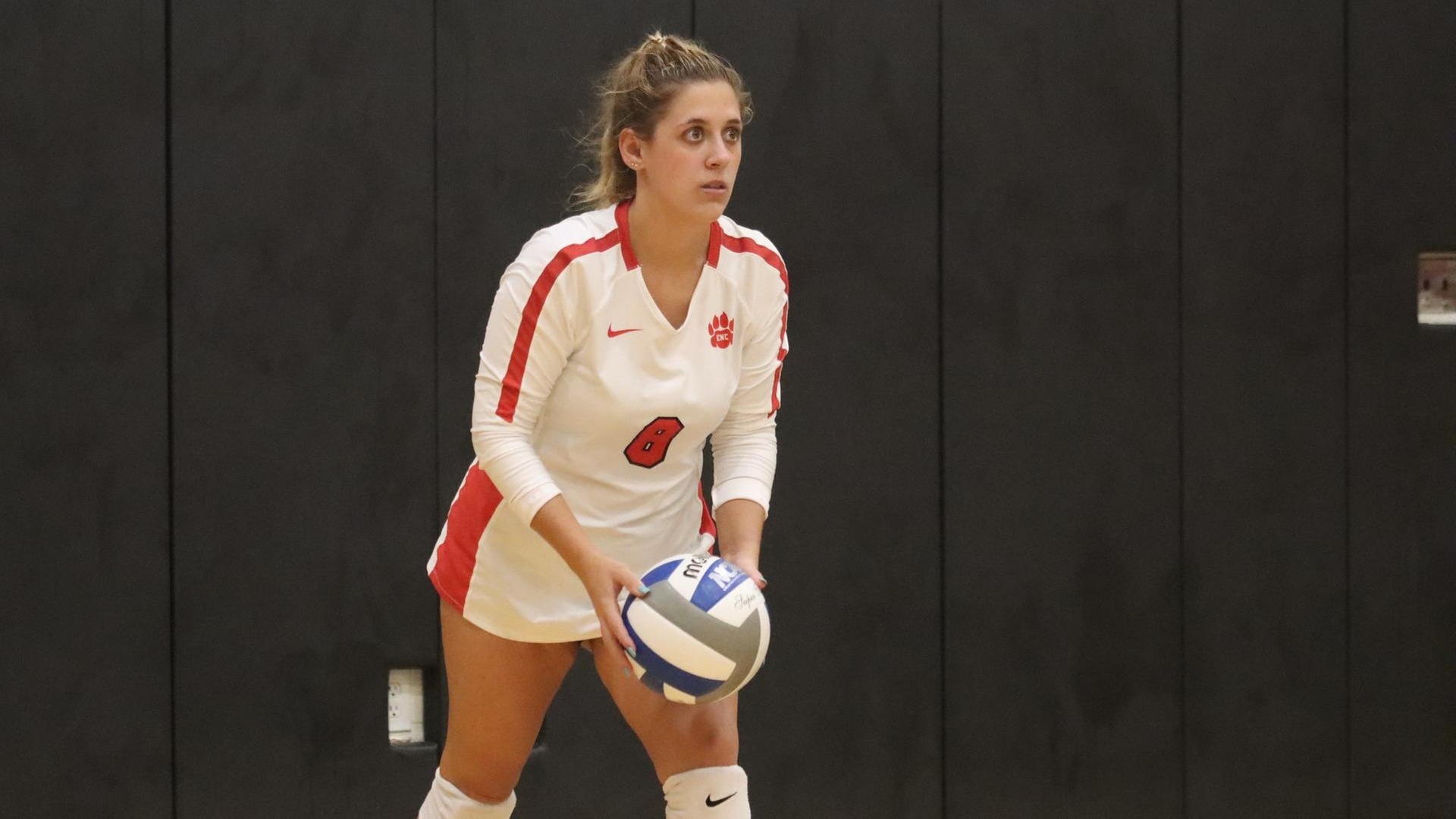 Women’s Volleyball Rolls to 3-0 Victory Over Norwich