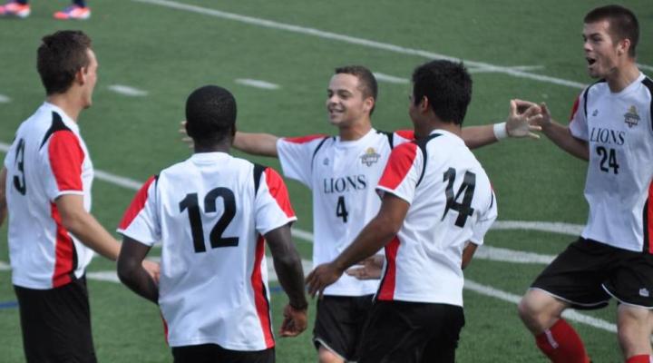 Playoff-Bound Men’s Soccer Blanks University of New England, 1-0