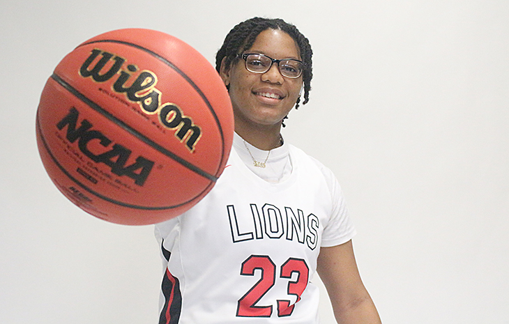 Te’yalla Simpson Claims NECC Women’s Basketball Rookie of the Week Honors