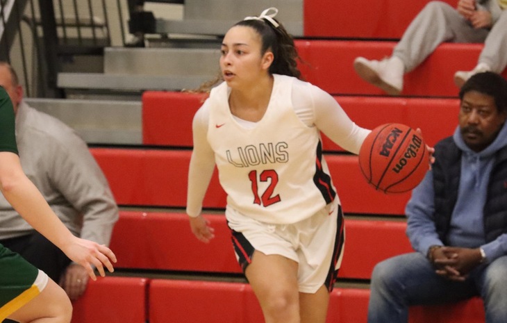 Women’s Basketball Stymied at Wesleyan (Conn.)